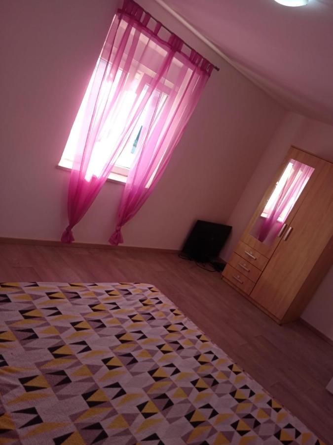 Ferienwohnung Schaefer Murter Ngoại thất bức ảnh