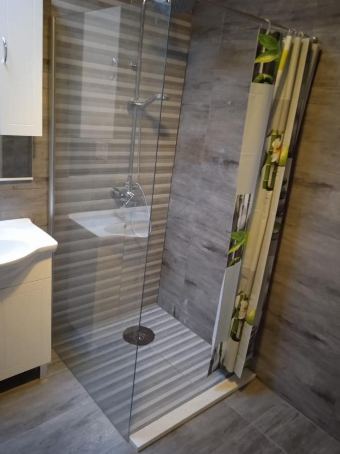 Ferienwohnung Schaefer Murter Ngoại thất bức ảnh